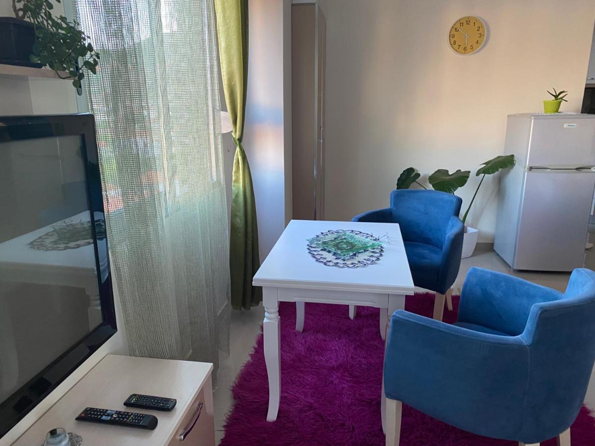 Guest'S Apartament Pogradec Eksteriør bilde