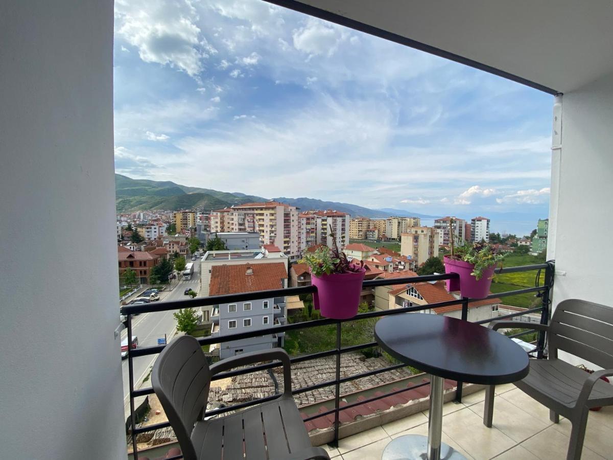 Guest'S Apartament Leilighet Pogradec Eksteriør bilde