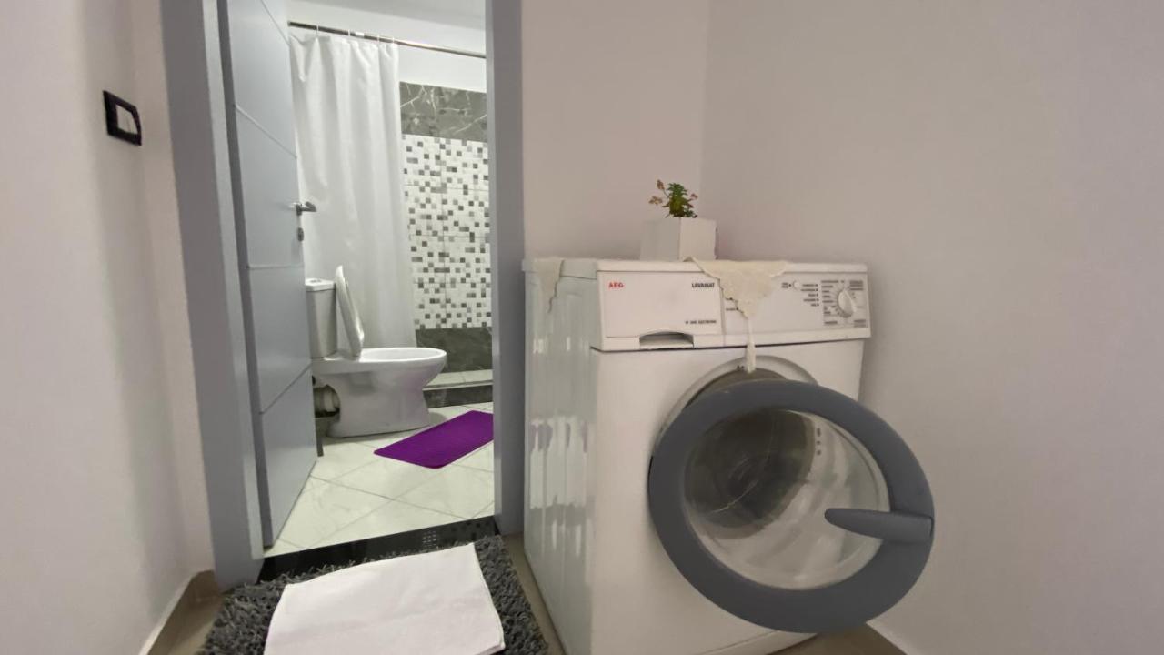 Guest'S Apartament Pogradec Eksteriør bilde