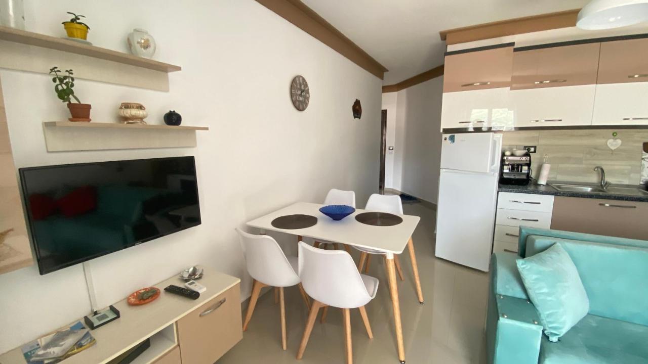 Guest'S Apartament Pogradec Eksteriør bilde