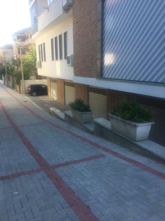 Guest'S Apartament Pogradec Eksteriør bilde